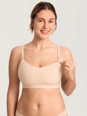 Inbarely® Plus Seamless Molded Nursing Bra